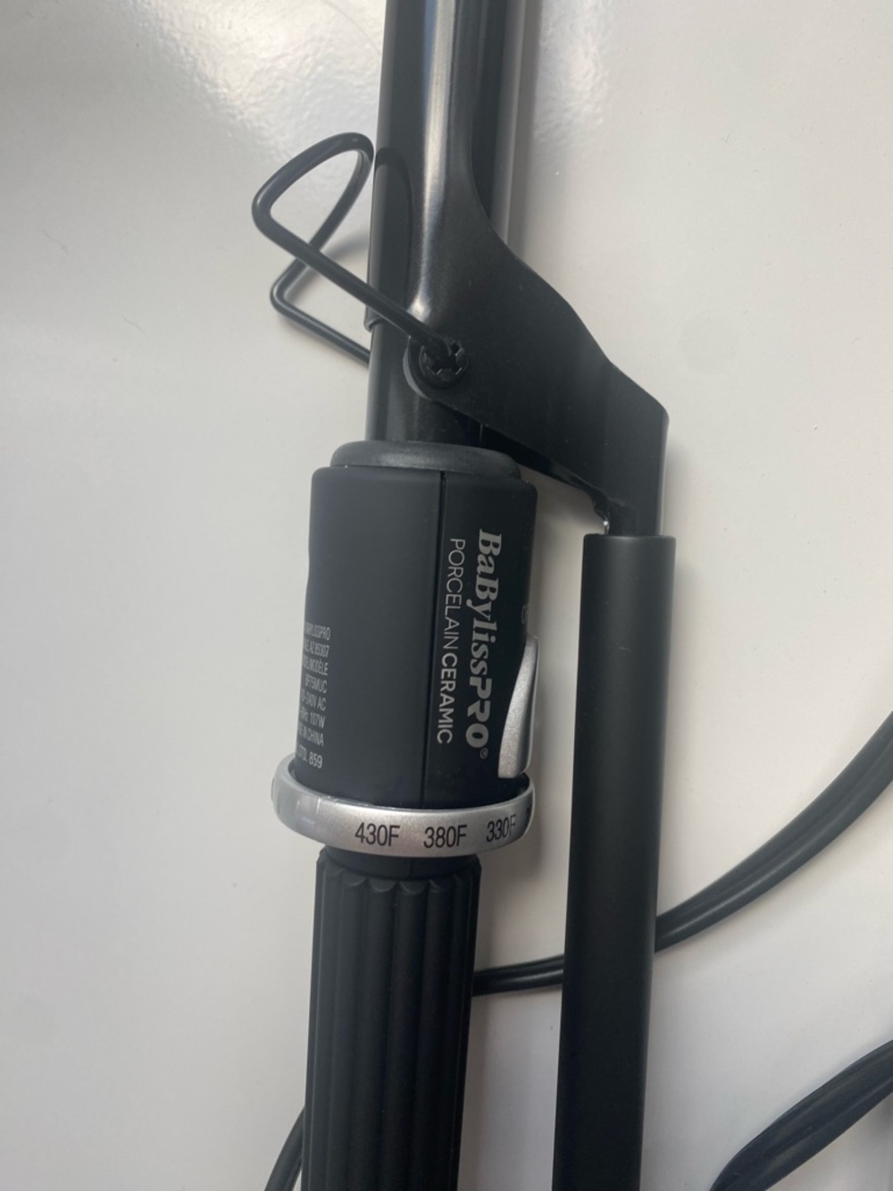 BaBylissPRO 3/4 in Porcelain Ceramic Marcel Curling Iron Black, 6 Heat Settings - Picture 5 of 7